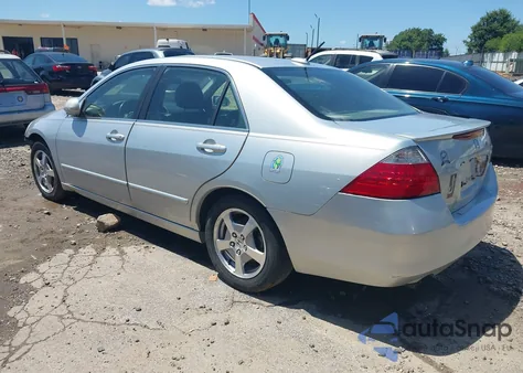 2006 Honda Accord Hybrid from USA, damaged, VIN JHMCN36496C001034
